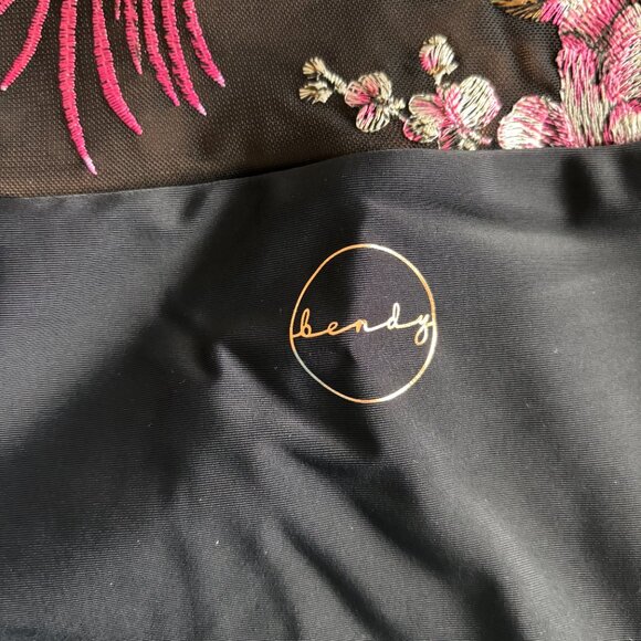 NWOT Bendy Brand Hummingbird Shorts - Black - Size S (Fits XS-S) - Picture 9 of 14